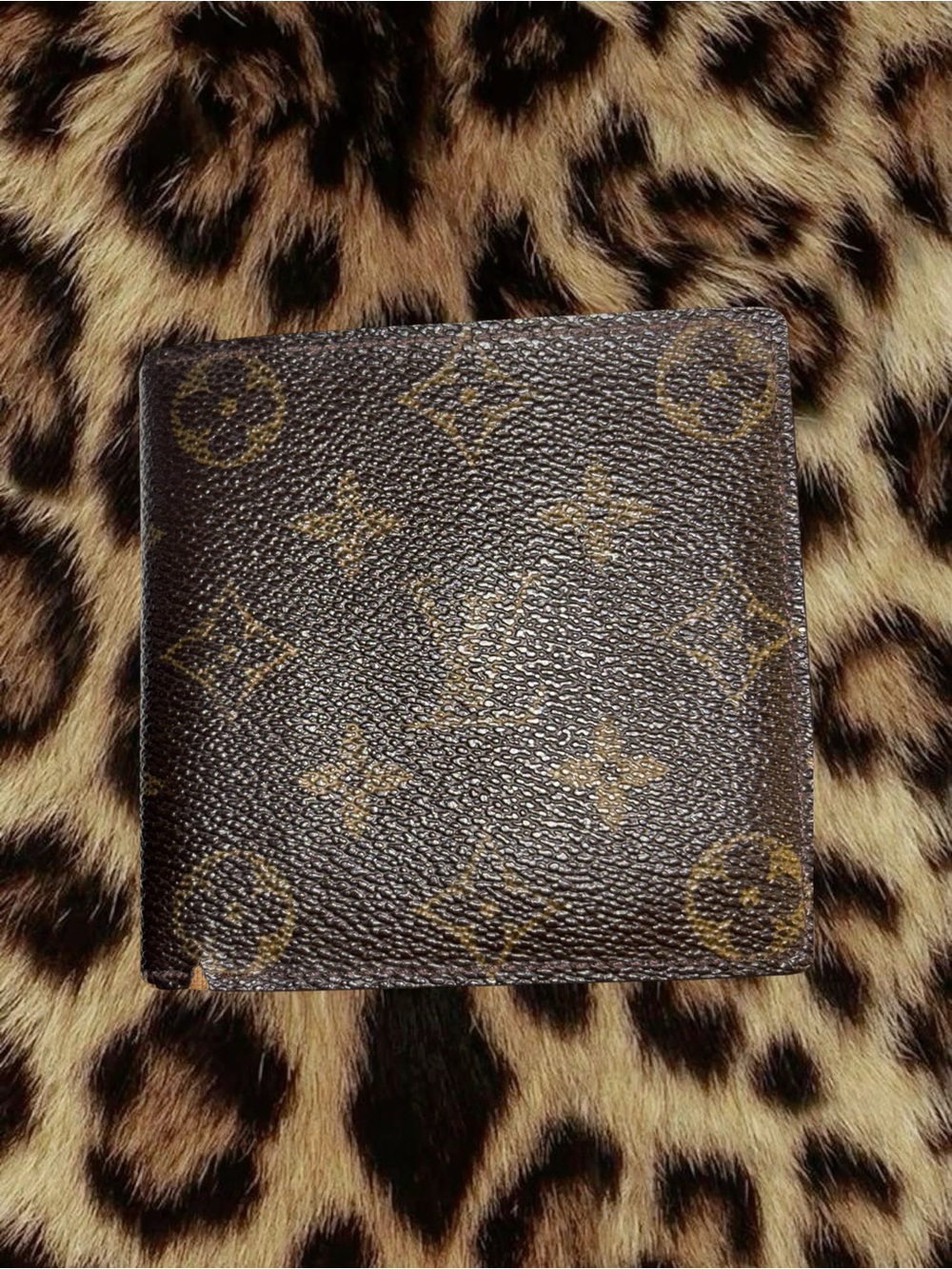 AUTHENTIC Louis Vuitton Marco Wallet (DIGITAL COA INCLUDED)